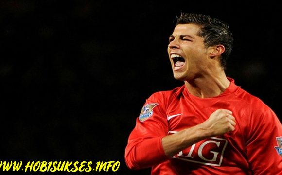 Alasan Ini Bikin Ronaldo Resmi Tinggalkan Man United
