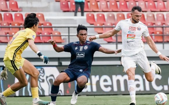 Hasil BRI Liga 1 Indonesia : Arema Malang Berhasil kembali menang usai menaklukan 10 pemain Persija Jakarta